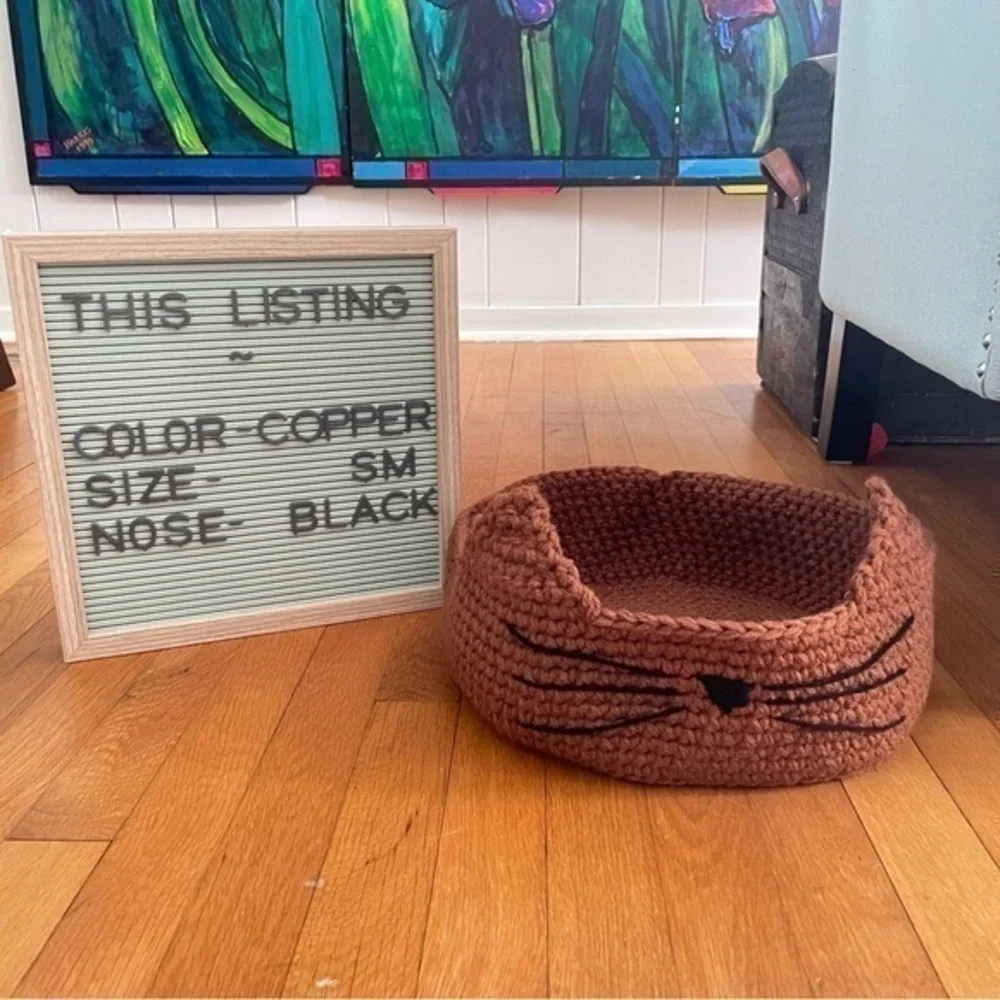 Handmade Artisan NWT Small Cat Bed Copper / Black Nose 11.5β x 4β Crocheted Pet - Picture 1 of 5